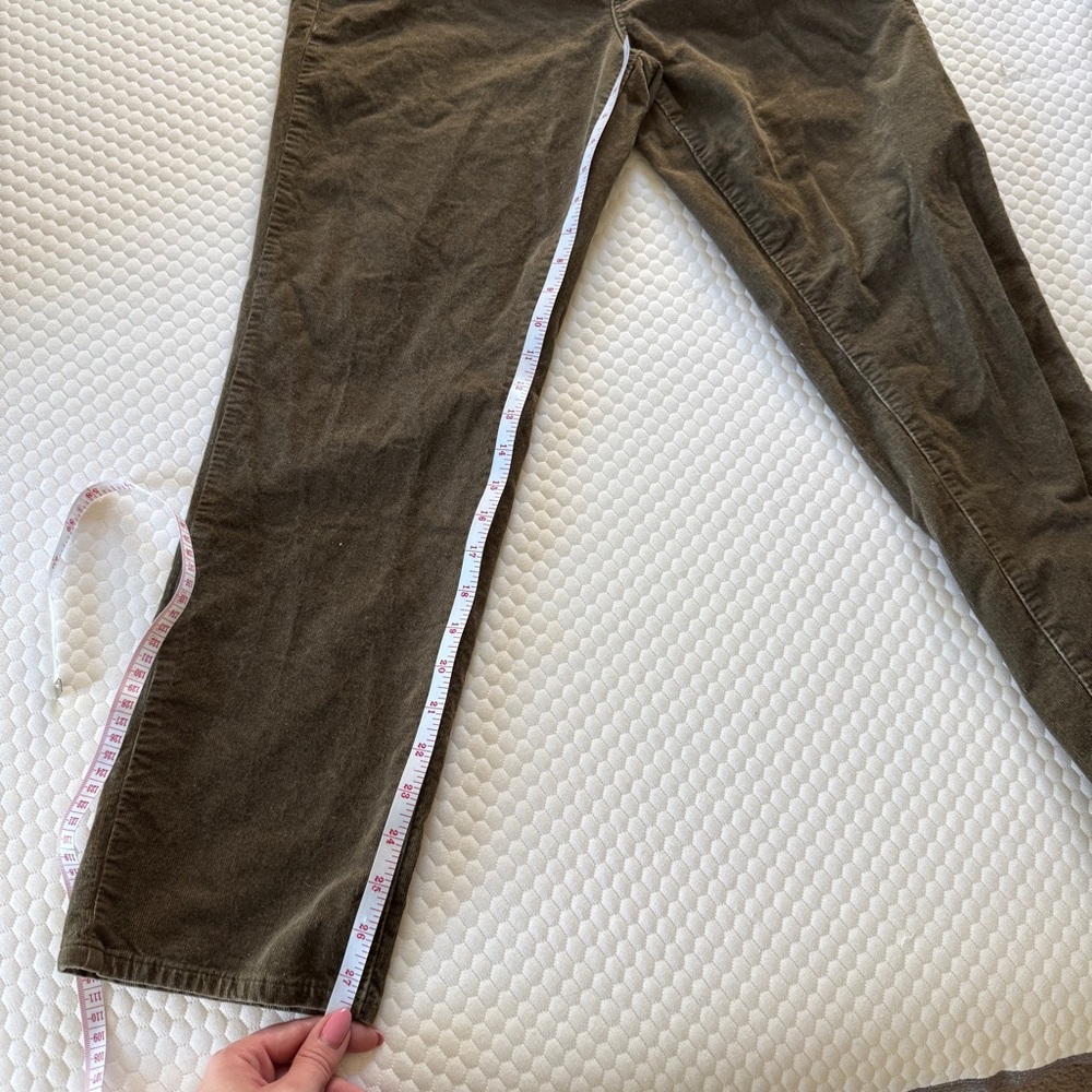 TALBOTS STRETCH CORDUROY STRAIGHT LEG PANTS deep moss green size 12P - Picture 7 of 9